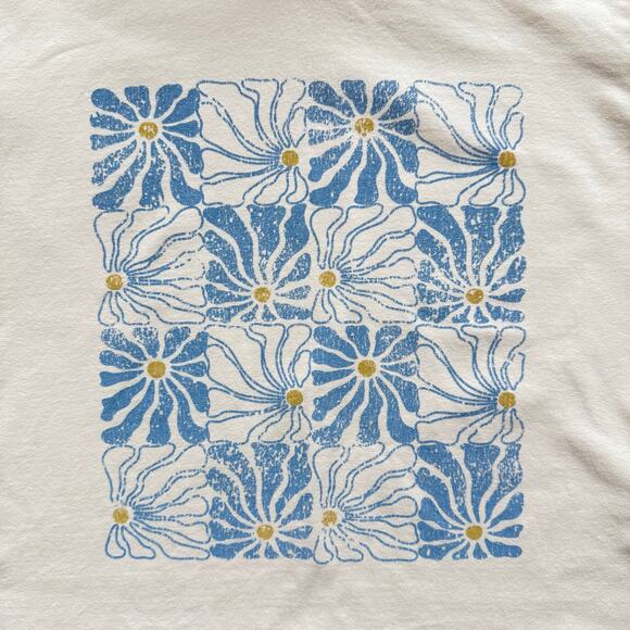 Tiny Whales Cropped Hoodie Top Size 8 - Picture 2 of 4